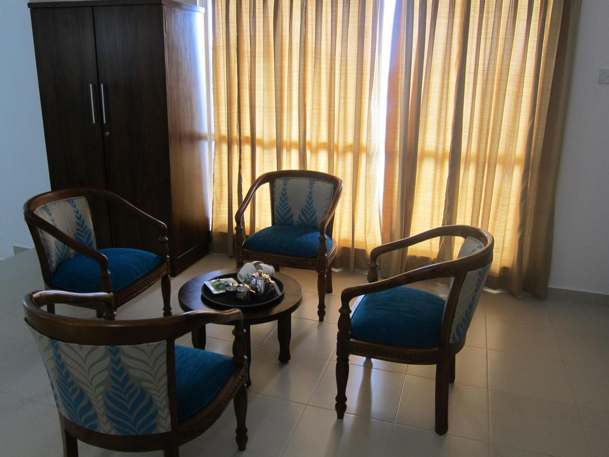 Hotel Oviya Vavuniya Εξωτερικό φωτογραφία