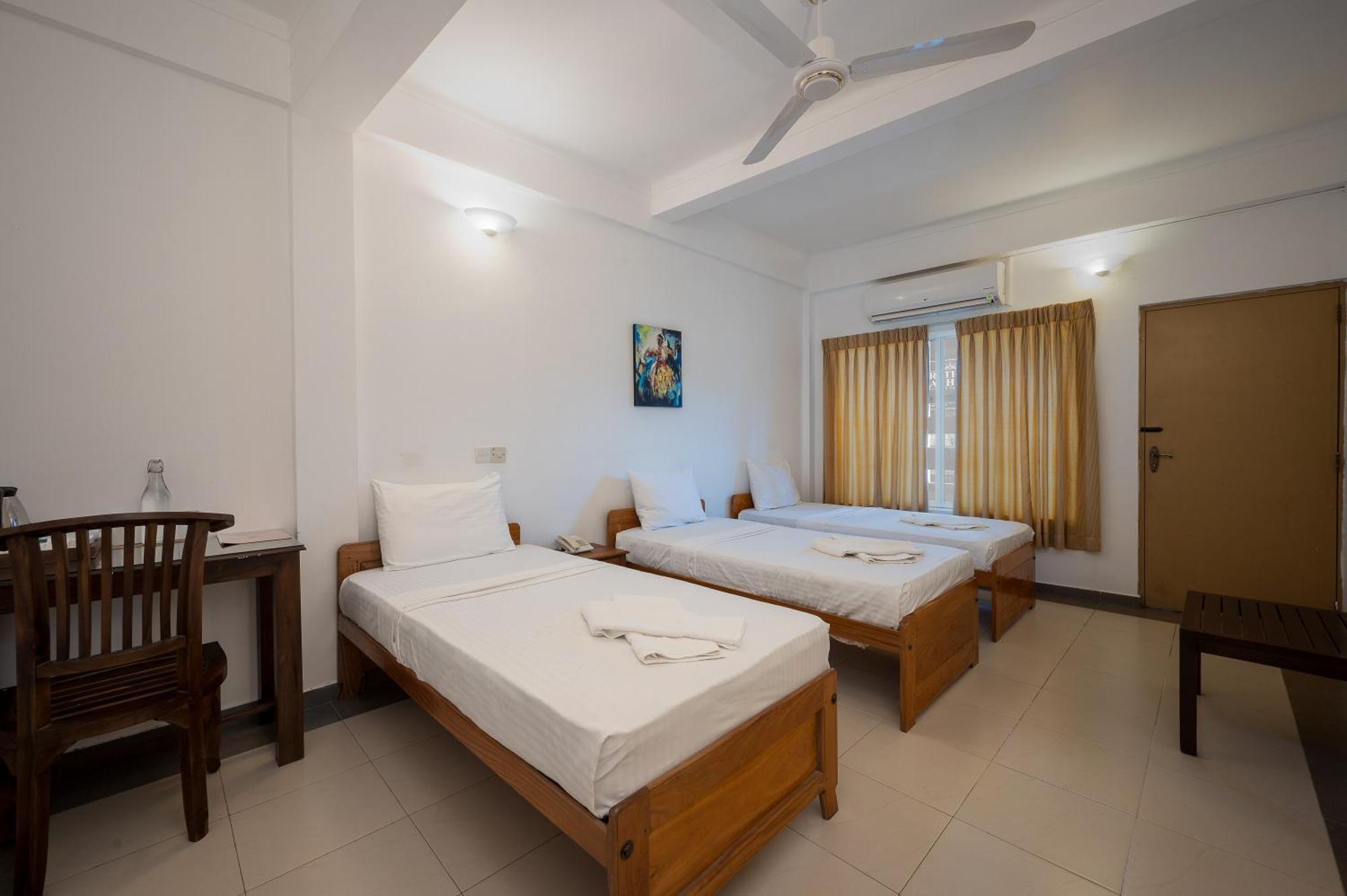Hotel Oviya Vavuniya Εξωτερικό φωτογραφία