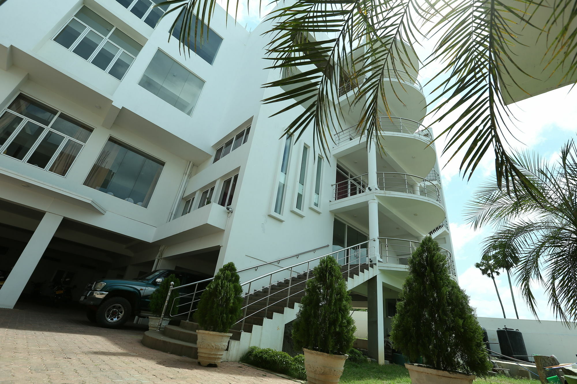 Hotel Oviya Vavuniya Εξωτερικό φωτογραφία
